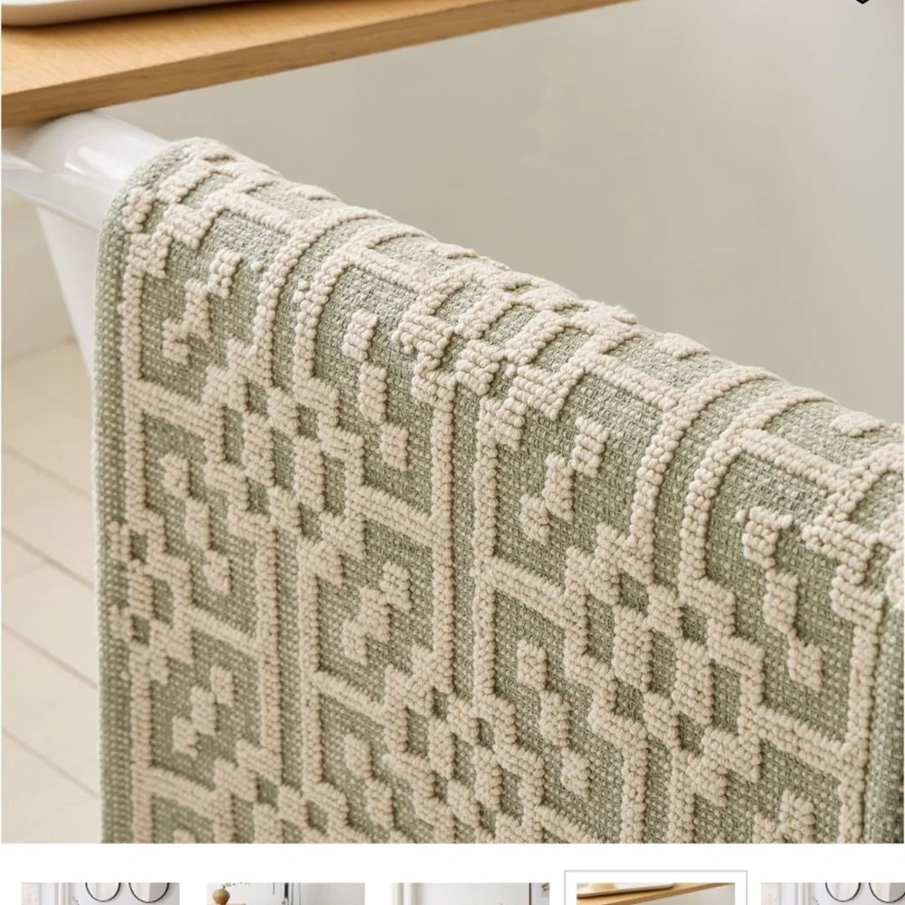 WEST ELM WELSH Bath Mat Rug ~ 24 x 60